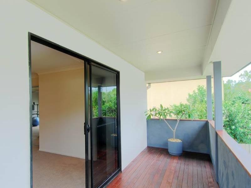 13 Ayr Street, Morningside QLD 4170