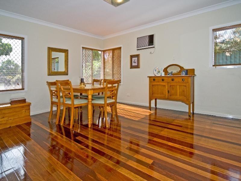 8 Julian Street, Morningside QLD 4170