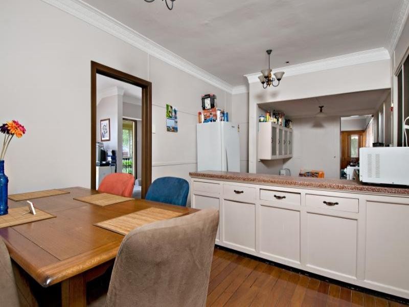 80 Brinawa Street, Camp Hill QLD 4152