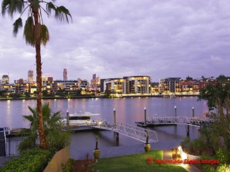 18 Scott Street, Hawthorne QLD 4171