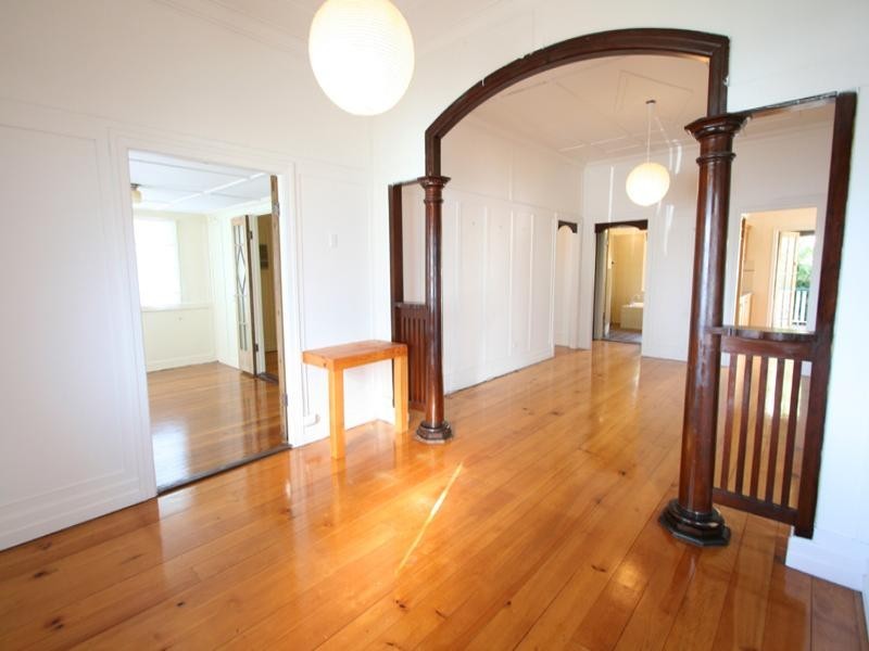 977 Wynnum Road, Cannon Hill QLD 4170