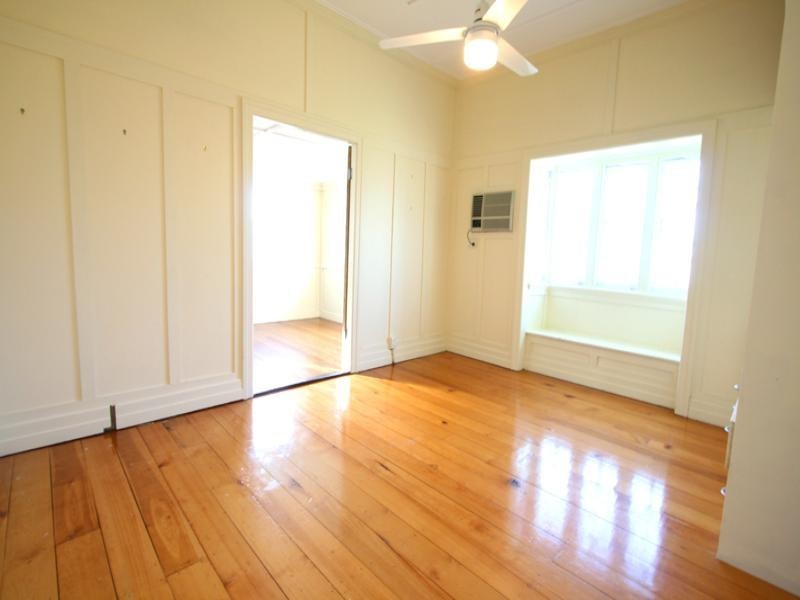 977 Wynnum Road, Cannon Hill QLD 4170