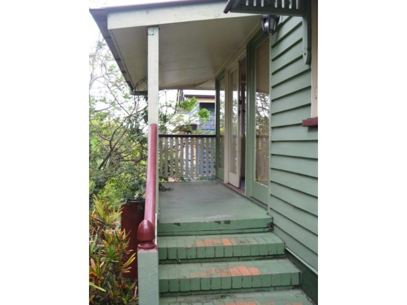 25 Coventry, Hawthorne QLD 4171