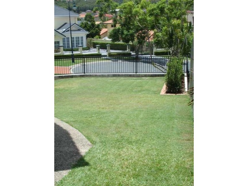 50 Glastonbury Place, Carindale QLD 4152