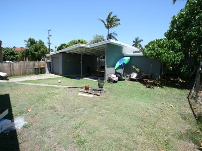 161 Dahlia Street, Cannon Hill QLD 4170