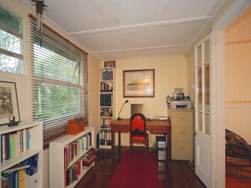 90 Bilyana Street, Balmoral QLD 4171