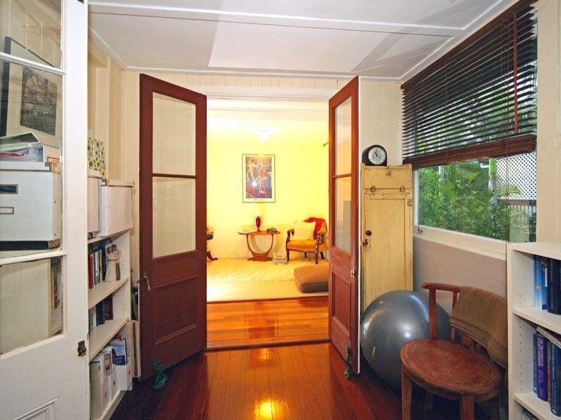 90 Bilyana Street, Balmoral QLD 4171