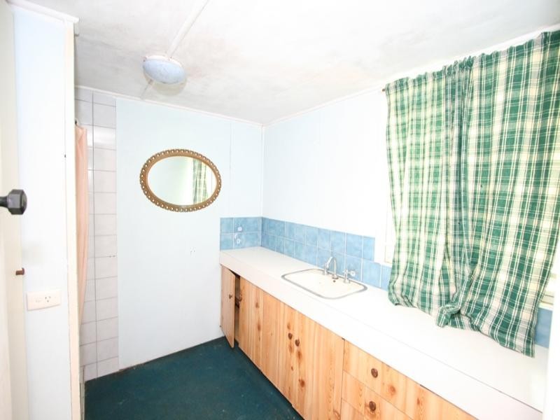 15 Daphne Street, Camp Hill QLD 4152