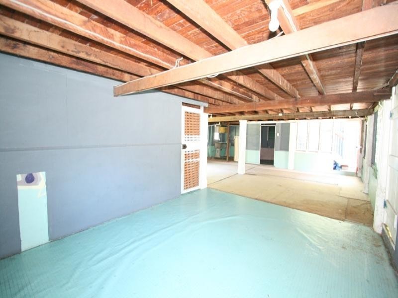 15 Daphne Street, Camp Hill QLD 4152