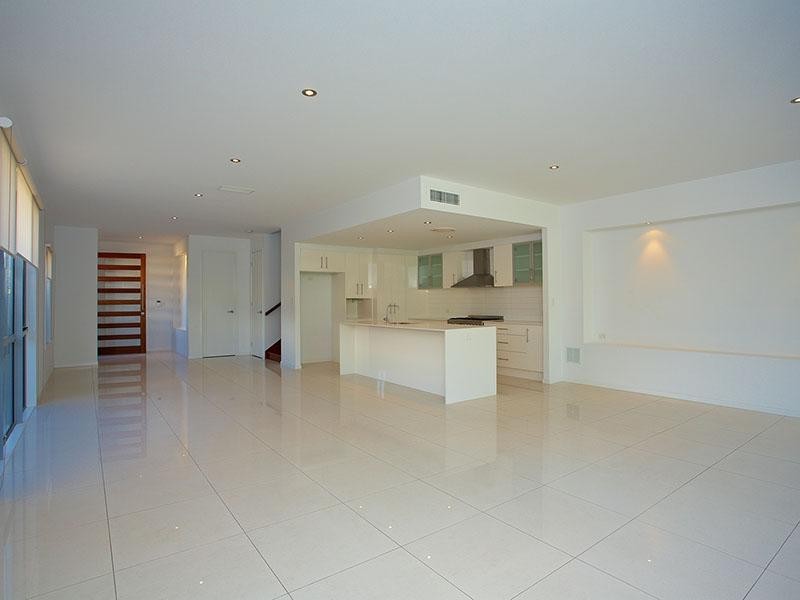 29 Mullens Street, Hawthorne QLD 4171