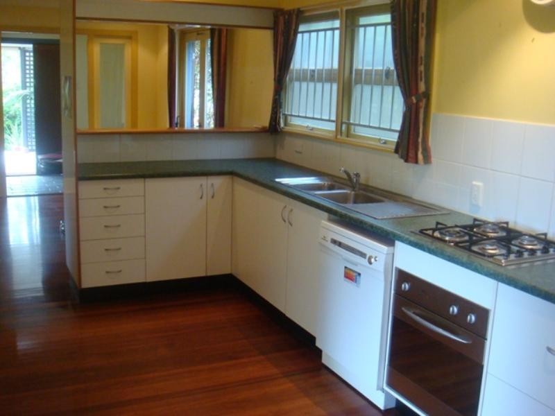 Seven Hills QLD 4170