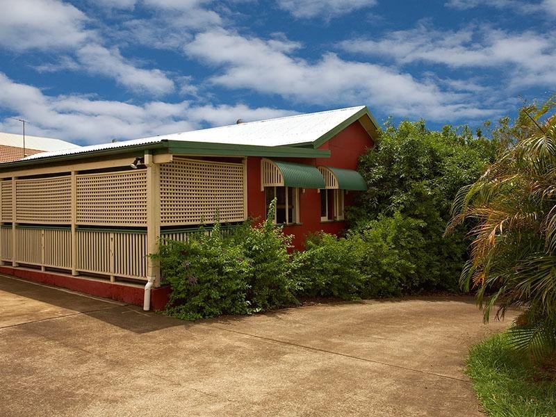 68 Lytton Road, Bulimba QLD 4171
