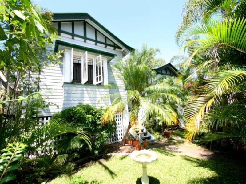 15 Moolabar Street, Morningside QLD 4170