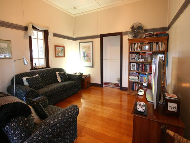 15 Moolabar Street, Morningside QLD 4170