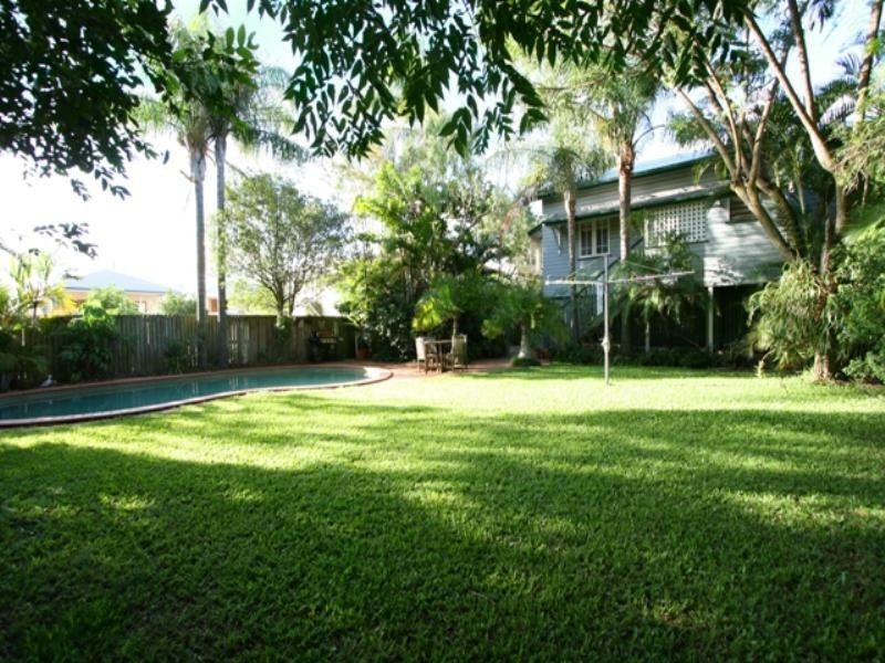 15 Moolabar Street, Morningside QLD 4170
