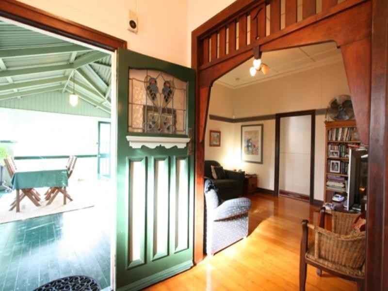 15 Moolabar Street, Morningside QLD 4170