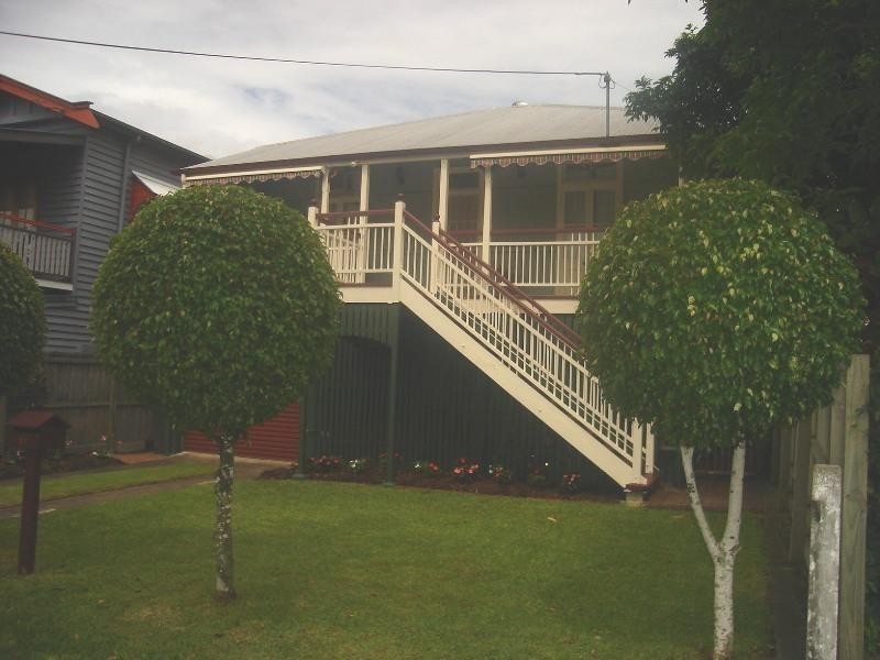 21 Cambridge Street, Bulimba QLD 4171