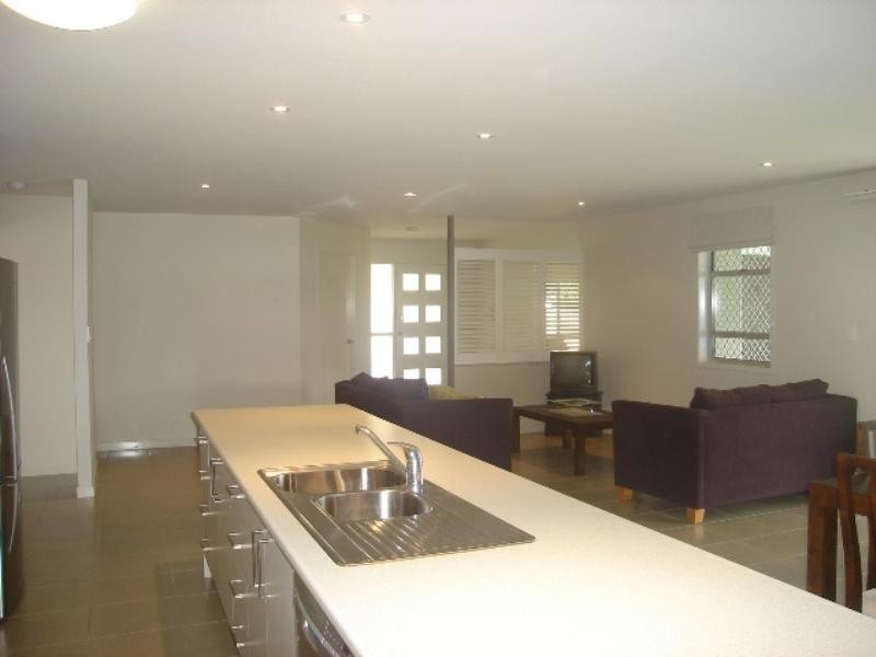 316 Stanley Road, Carina QLD 4152