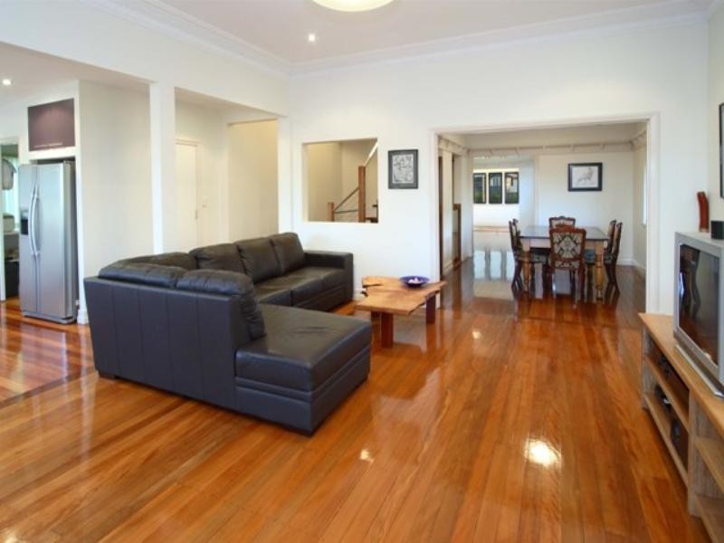 49 Edencourt Street, Camp Hill QLD 4152