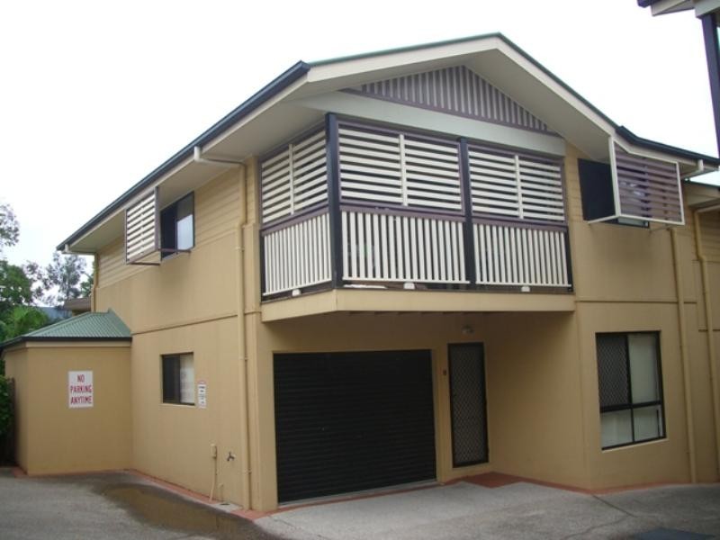 8/21 Eskgrove, East Brisbane QLD 4169