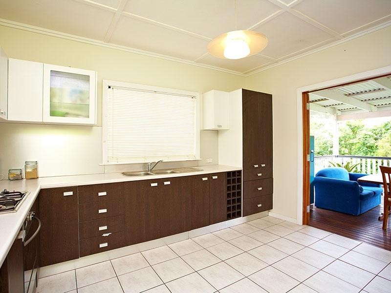 36 Burrai Street, Morningside QLD 4170