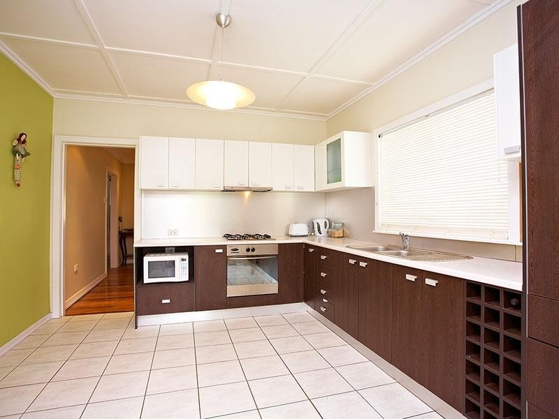 36 Burrai Street, Morningside QLD 4170