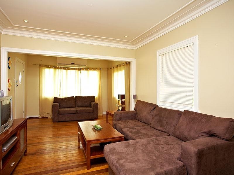 36 Burrai Street, Morningside QLD 4170