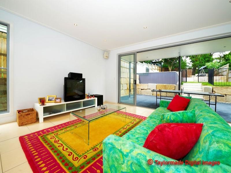 13 Bexley Avenue, Balmoral QLD 4171