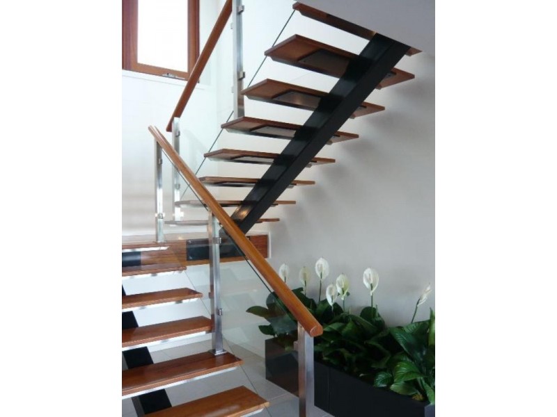 1 Power Street, Norman Park QLD 4170