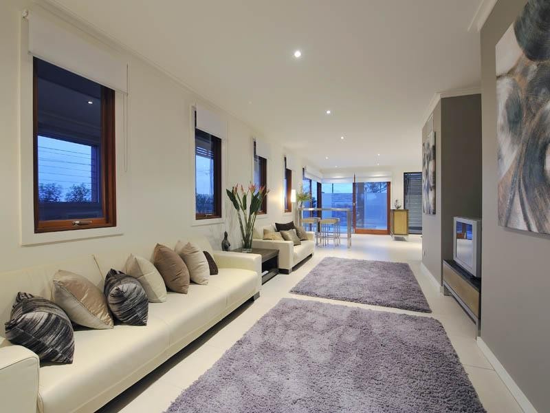 1 Power Street, Norman Park QLD 4170