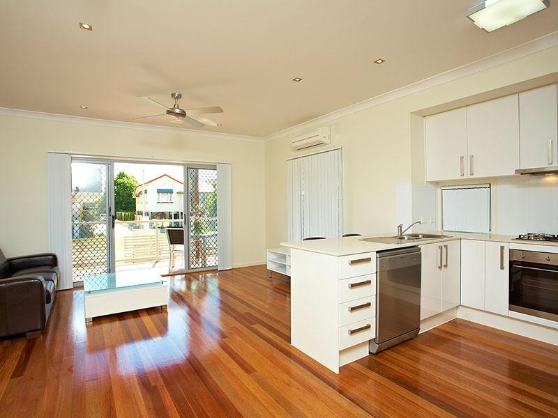 22-24 Park Street, Hawthorne QLD 4171