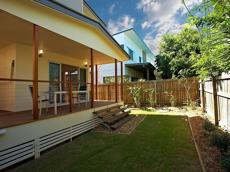 22-24 Park Street, Hawthorne QLD 4171