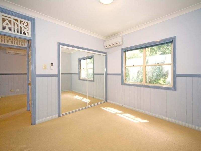 7 Forbes Street, Hawthorne QLD 4171