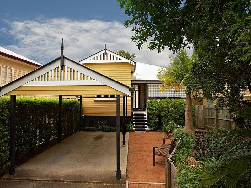 110 Philip Street, Hawthorne QLD 4171