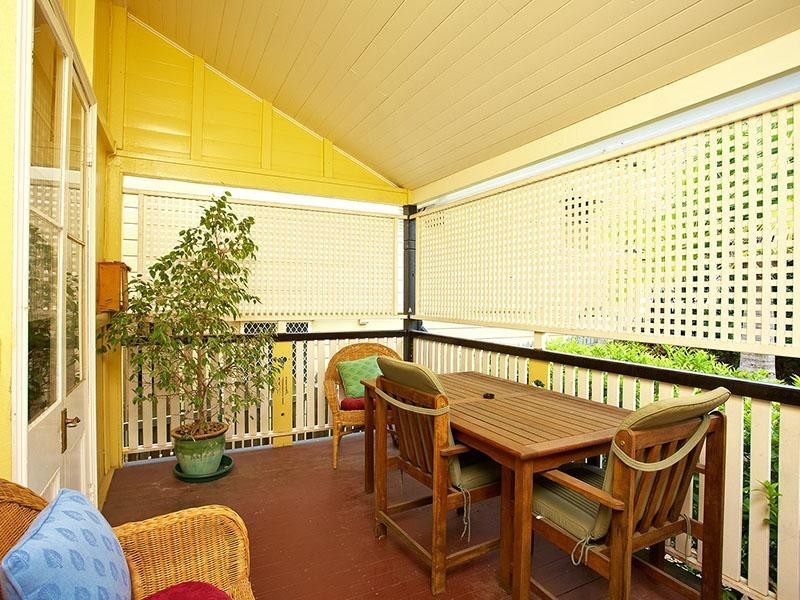 110 Philip Street, Hawthorne QLD 4171