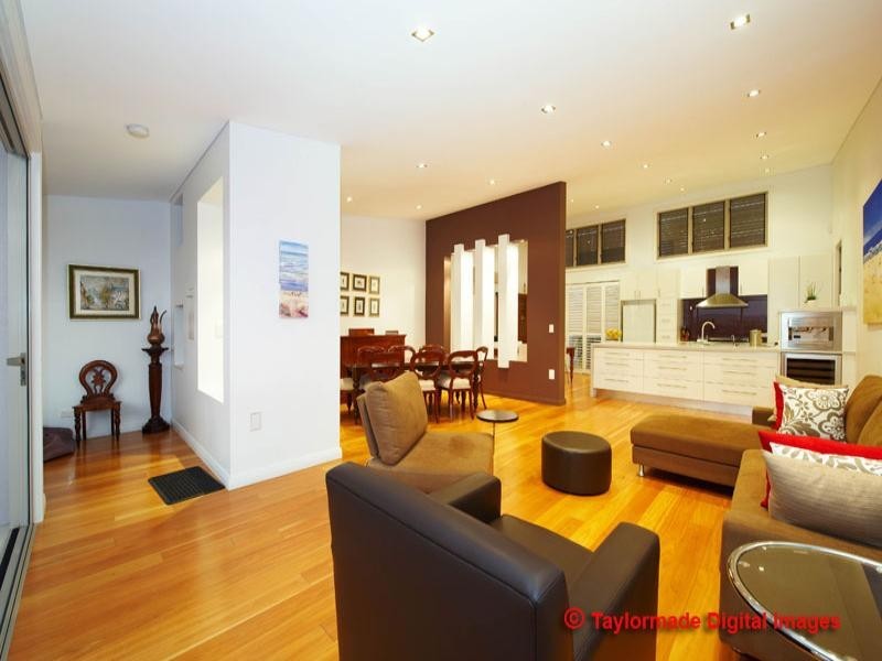 17 Wright Street, Balmoral QLD 4171