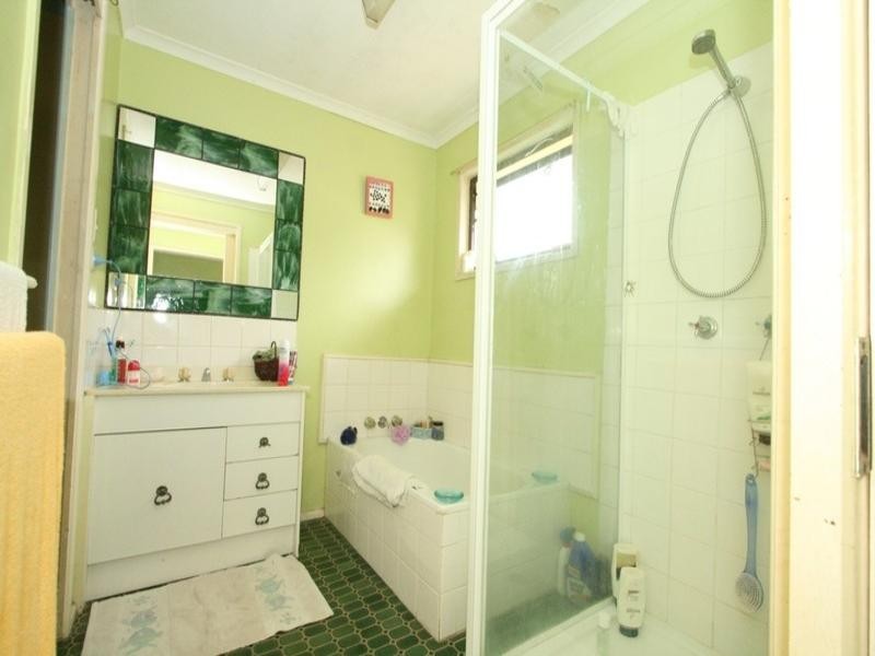 71 Gatling Road, Cannon Hill QLD 4170