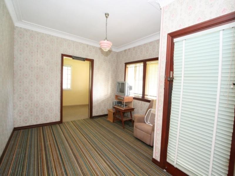 141 Dahlia Street, Cannon Hill QLD 4170