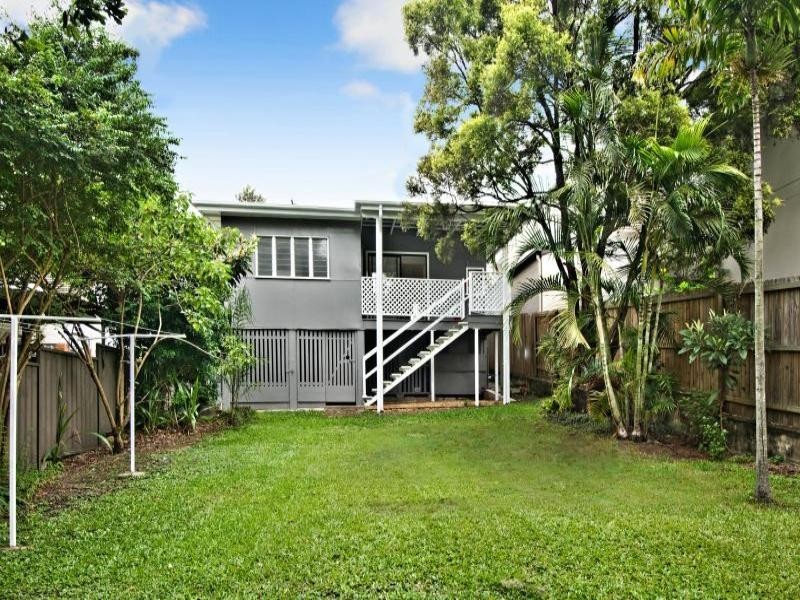 23 Brinawa Street, Camp Hill QLD 4152