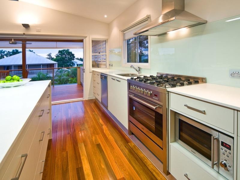 63 Lindsay Street, Hawthorne QLD 4171