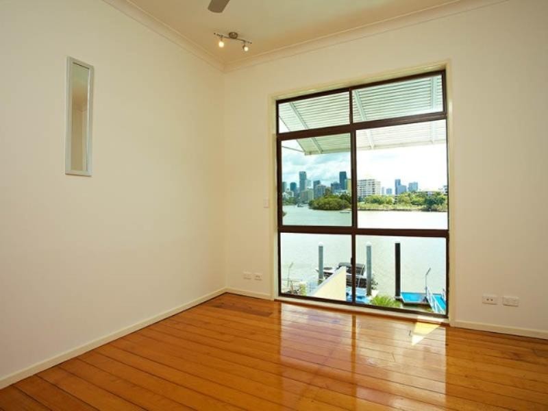 East Brisbane QLD 4169