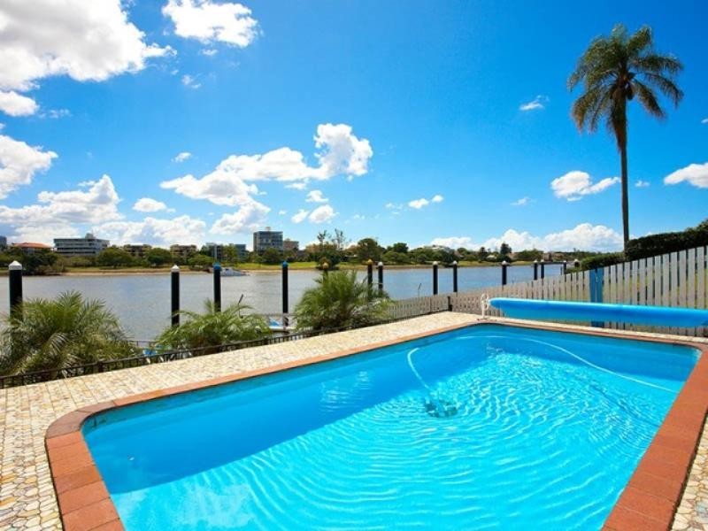 East Brisbane QLD 4169