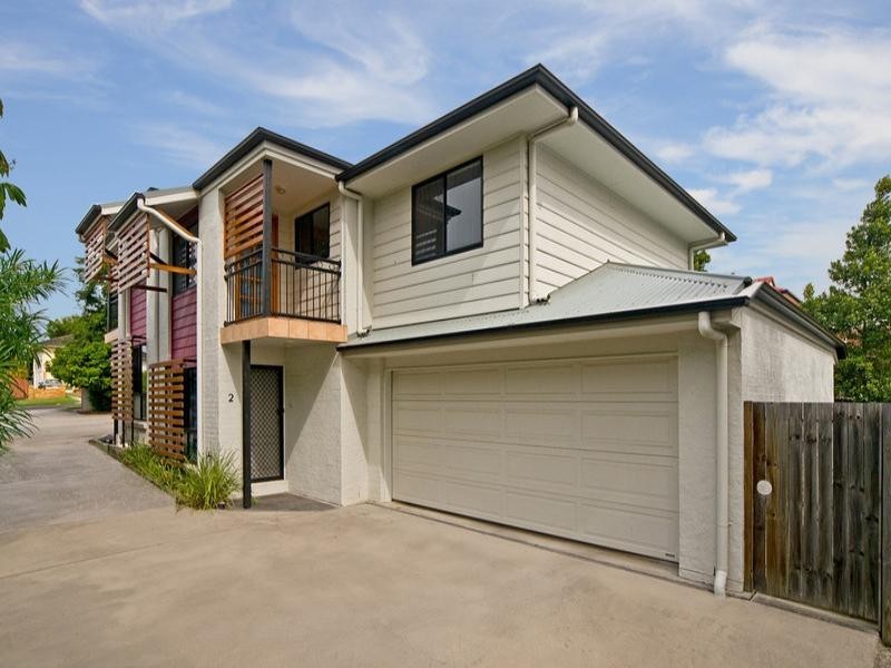 2/13 Daniells Street, Carina QLD 4152