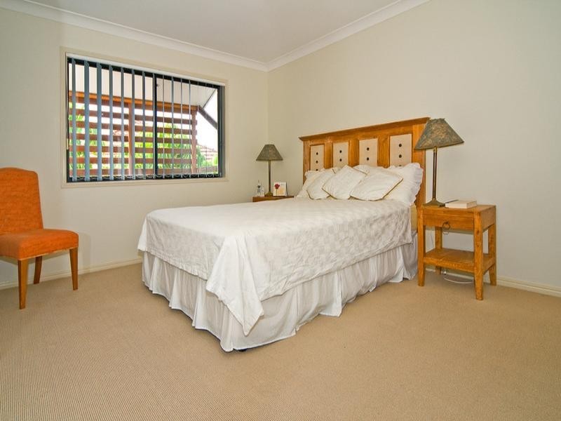 2/13 Daniells Street, Carina QLD 4152