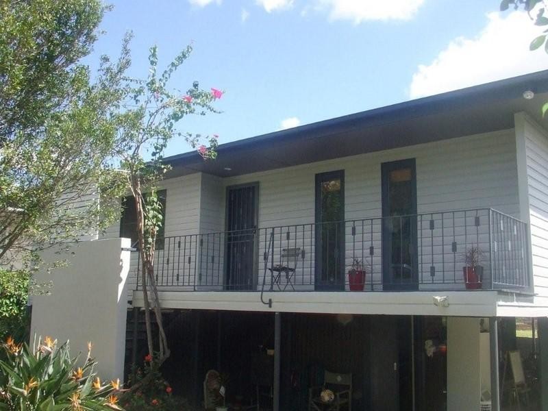 95 Smallman Street, Bulimba QLD 4171