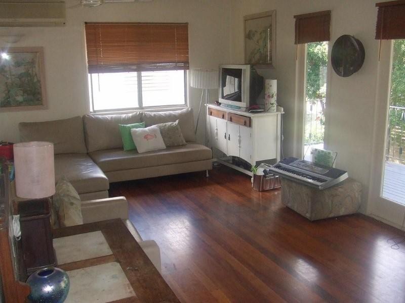 95 Smallman Street, Bulimba QLD 4171