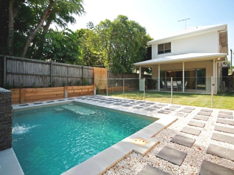 61 Beauvardia Street, Cannon Hill QLD 4170