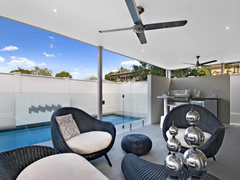 88 Stuart Street, Bulimba QLD 4171