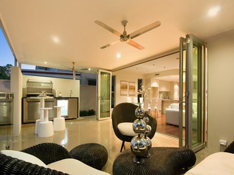 88 Stuart Street, Bulimba QLD 4171