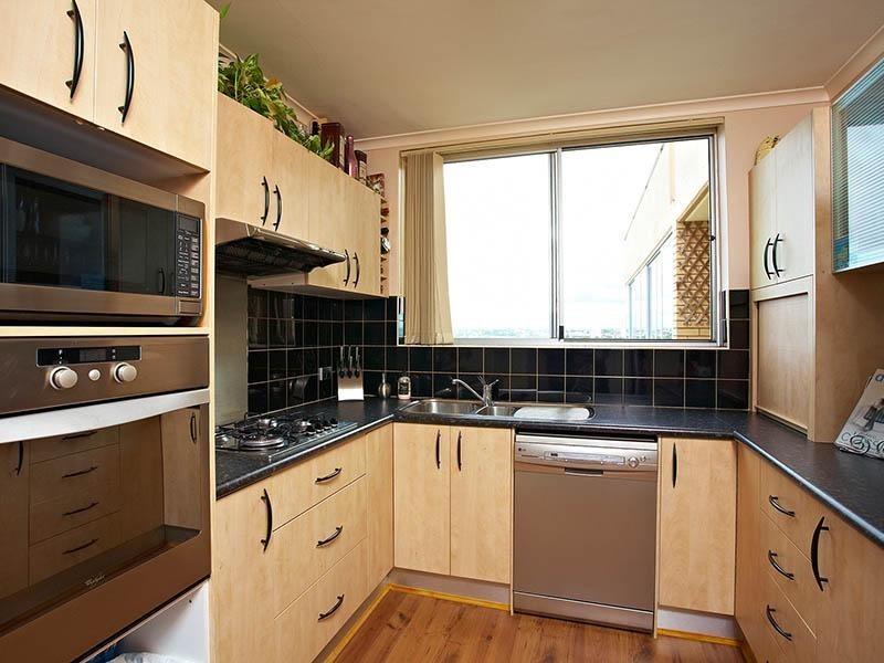 20/84 Norman Crescent, Norman Park QLD 4170